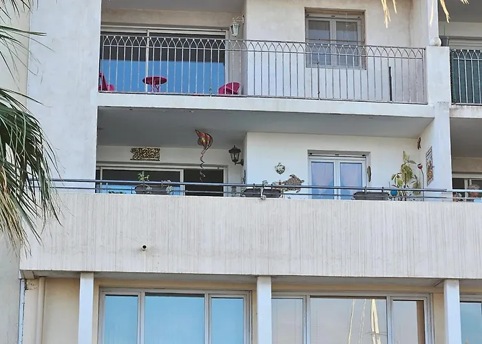 Spacieux Avec Vue Sur La A アパート