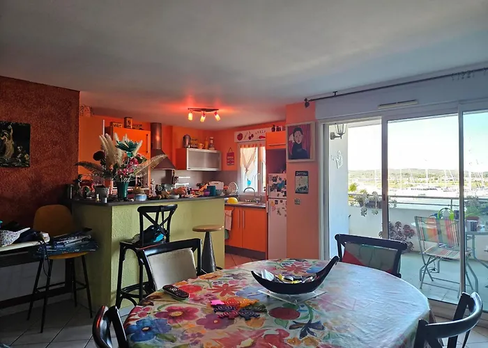 Spacieux Avec Vue Sur La A * セット