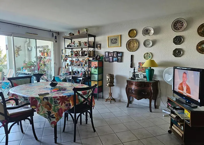 Spacieux Avec Vue Sur La A